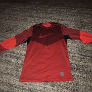 Thermal Fitted Nike shirt